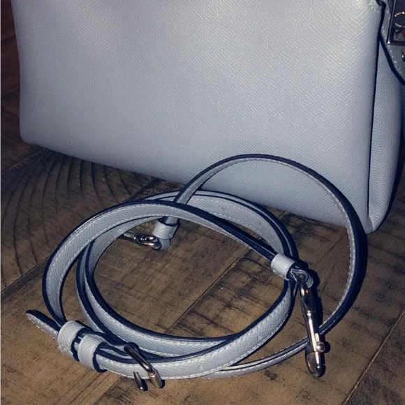 Coach Lillie Carryall💙 - Picture 8 of 10